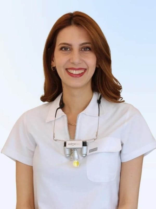 Dr. Betül